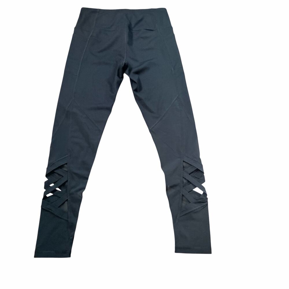 Victoria Sport Knockout Leggings M Black Cutout Mesh Ankle Detail